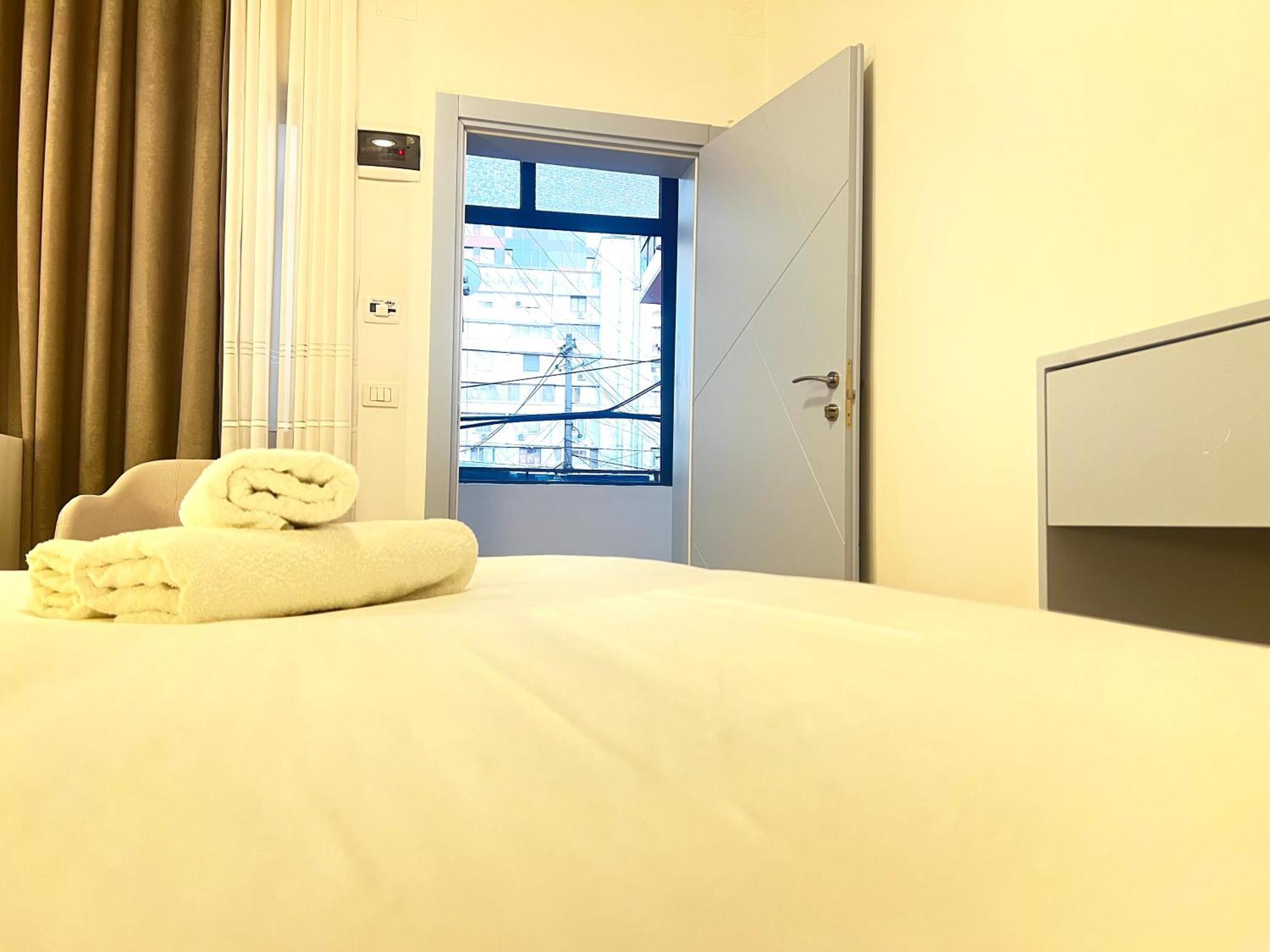 Tirana Square Hotel Luaran gambar